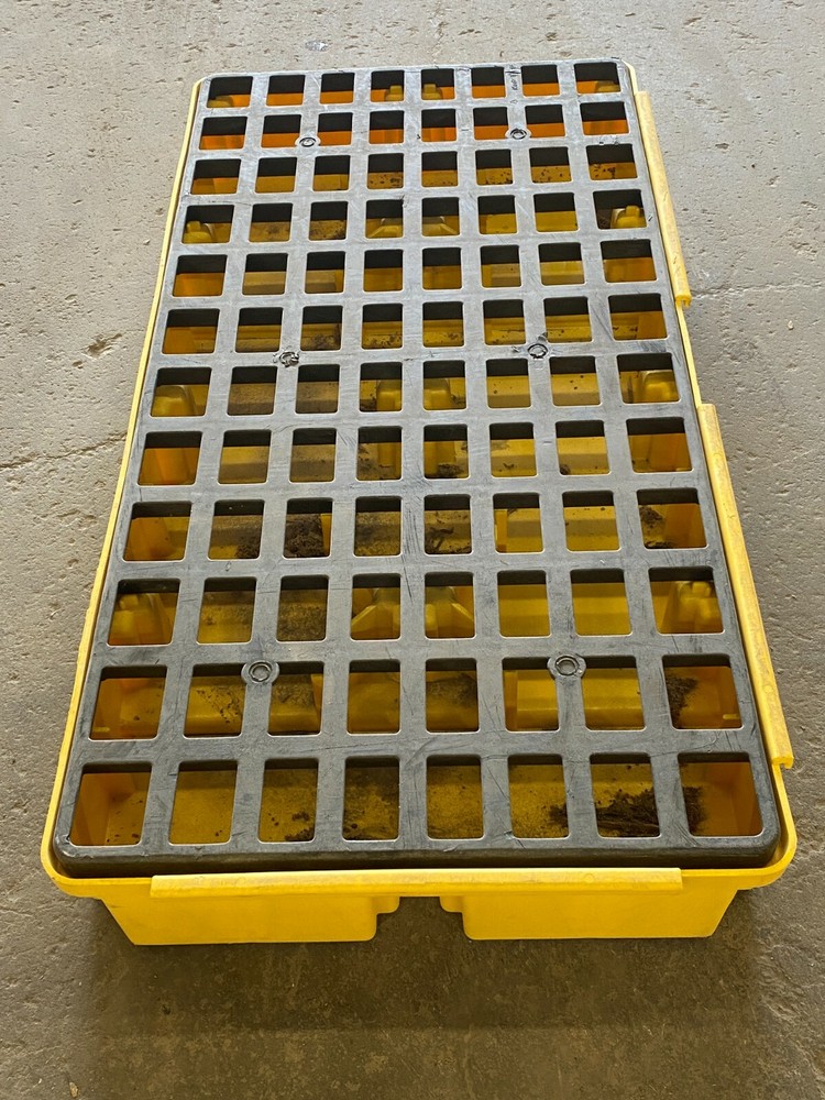 DRUM SPILL CONTAINMENT