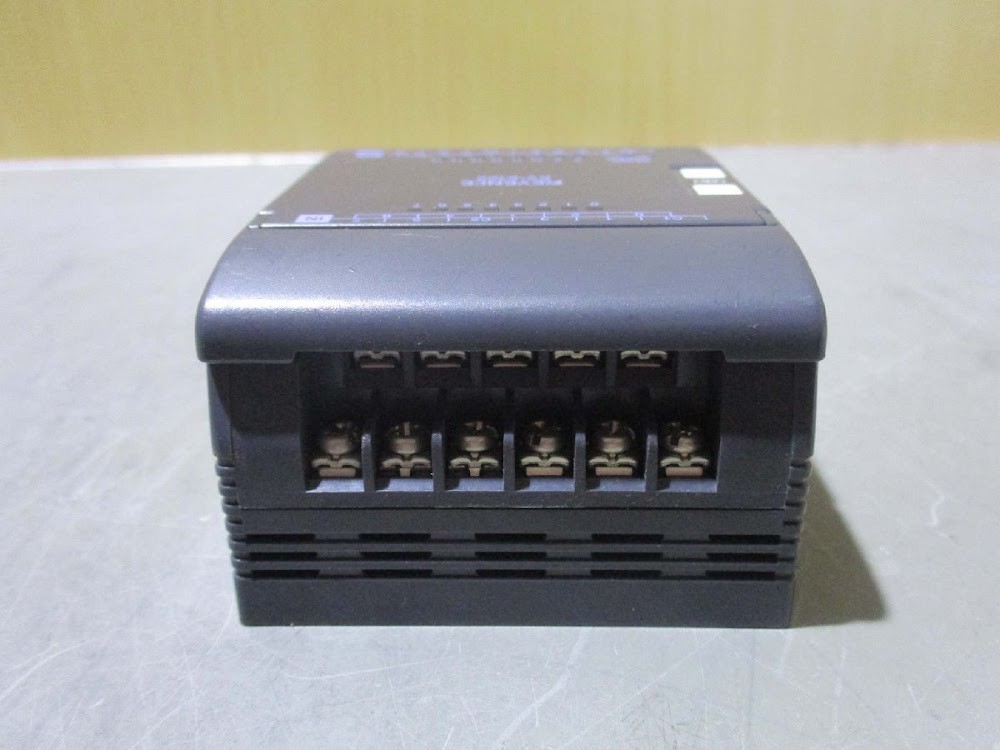 KEYENCE KV-E16X PLC with Built-in Display Function USED #2