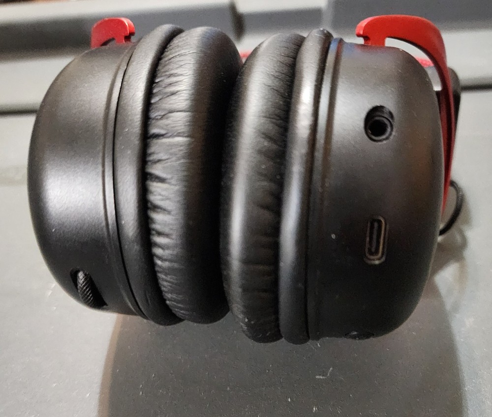 HyperX Cloud II Wireless Gaming Headset - Red