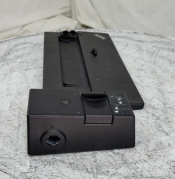 Lenovo 40AJ Thinkpad Ultra Docking Station SEE NOTES