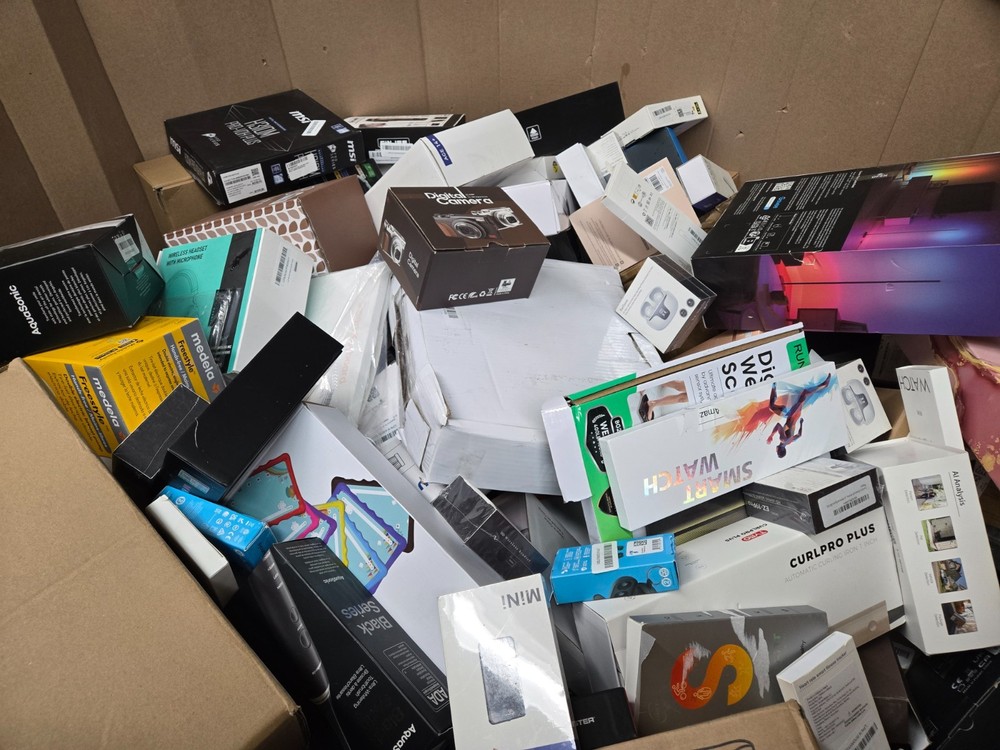 💥 Massive Mystery Box – Mixed Merchandise Clearance Finds Inside