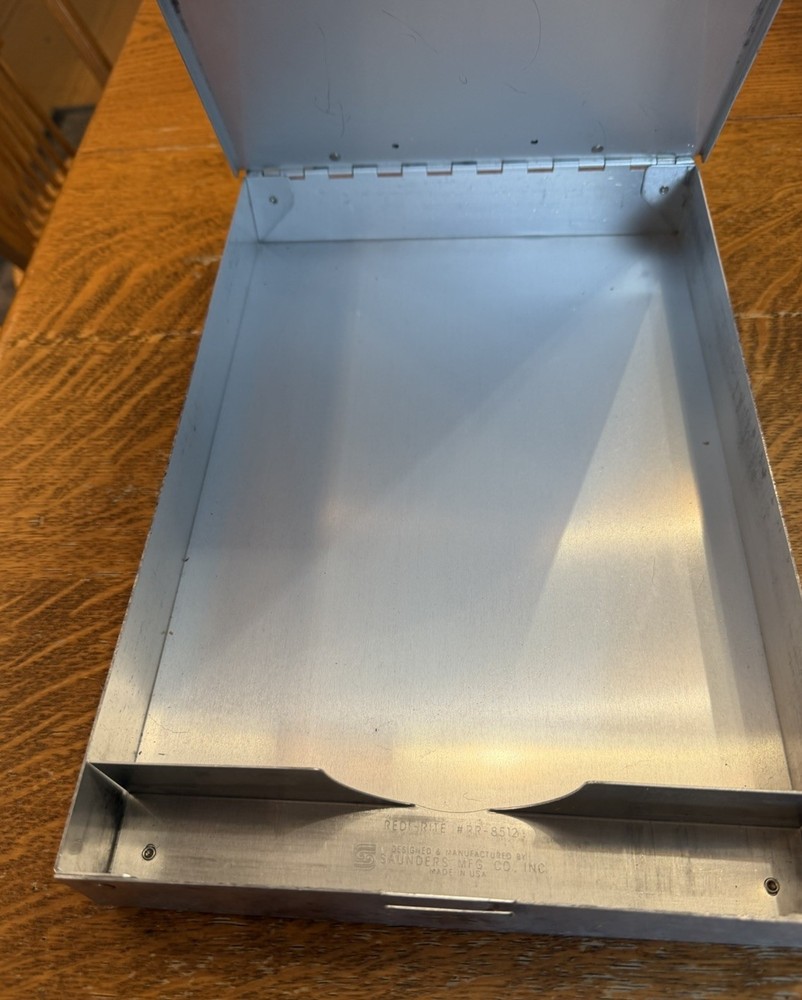 Sanders Aluminum Clipboard With Storage Compartment