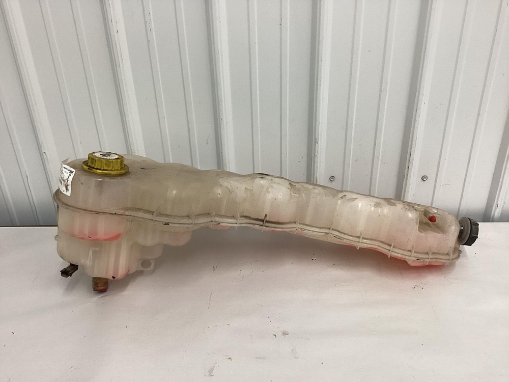 2017-2027 Freightliner CASCADIA Radiator Overflow Bottle - Used