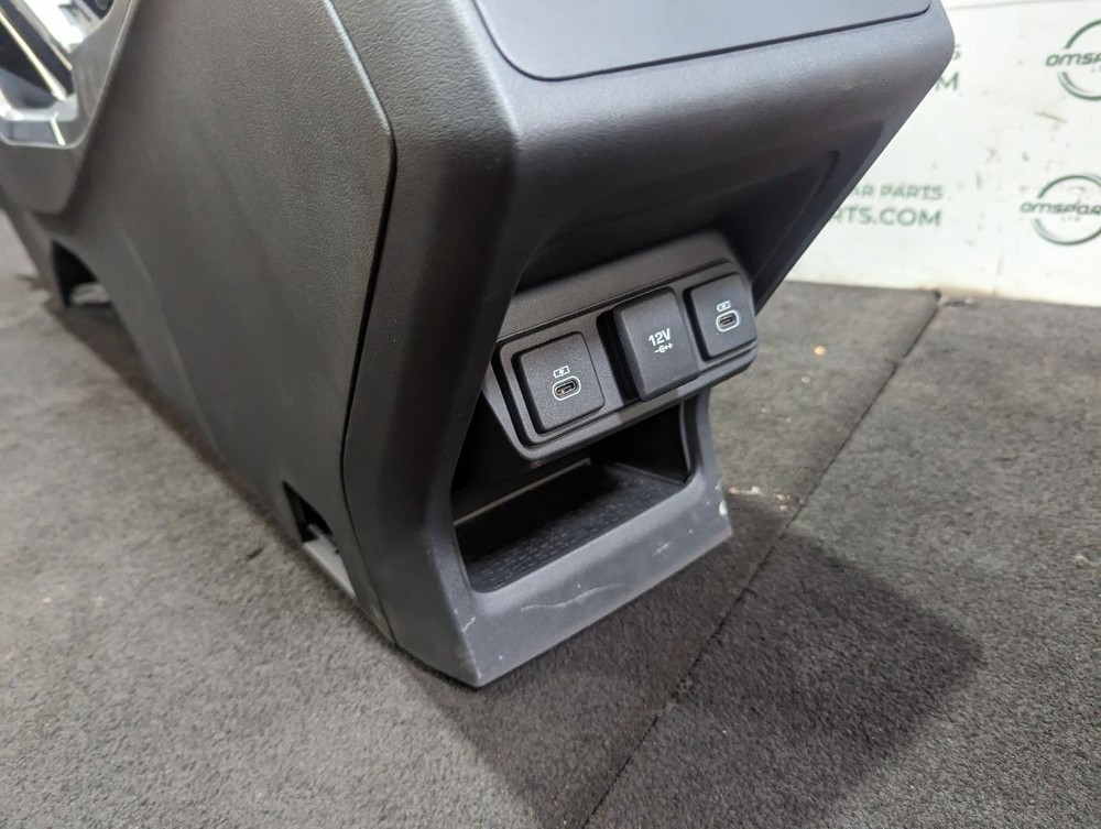 JAGUAR I-PACE X590 CENTRE CONSOLE WITH ARMREST