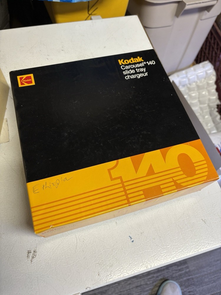 Kodak Transvue Carousel 140 Slide Tray w/ Original Box