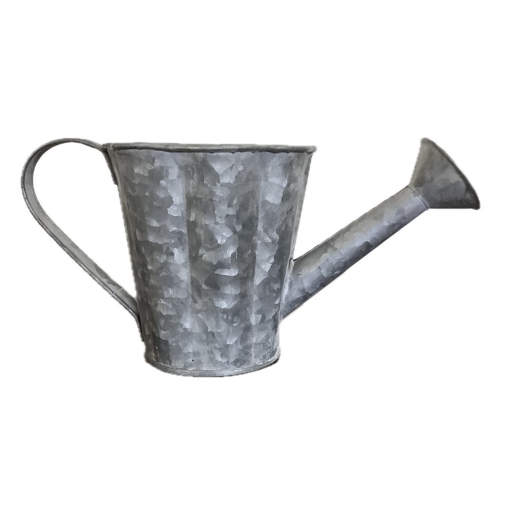 NWT Decorative Fluted Aluminum Watering Can