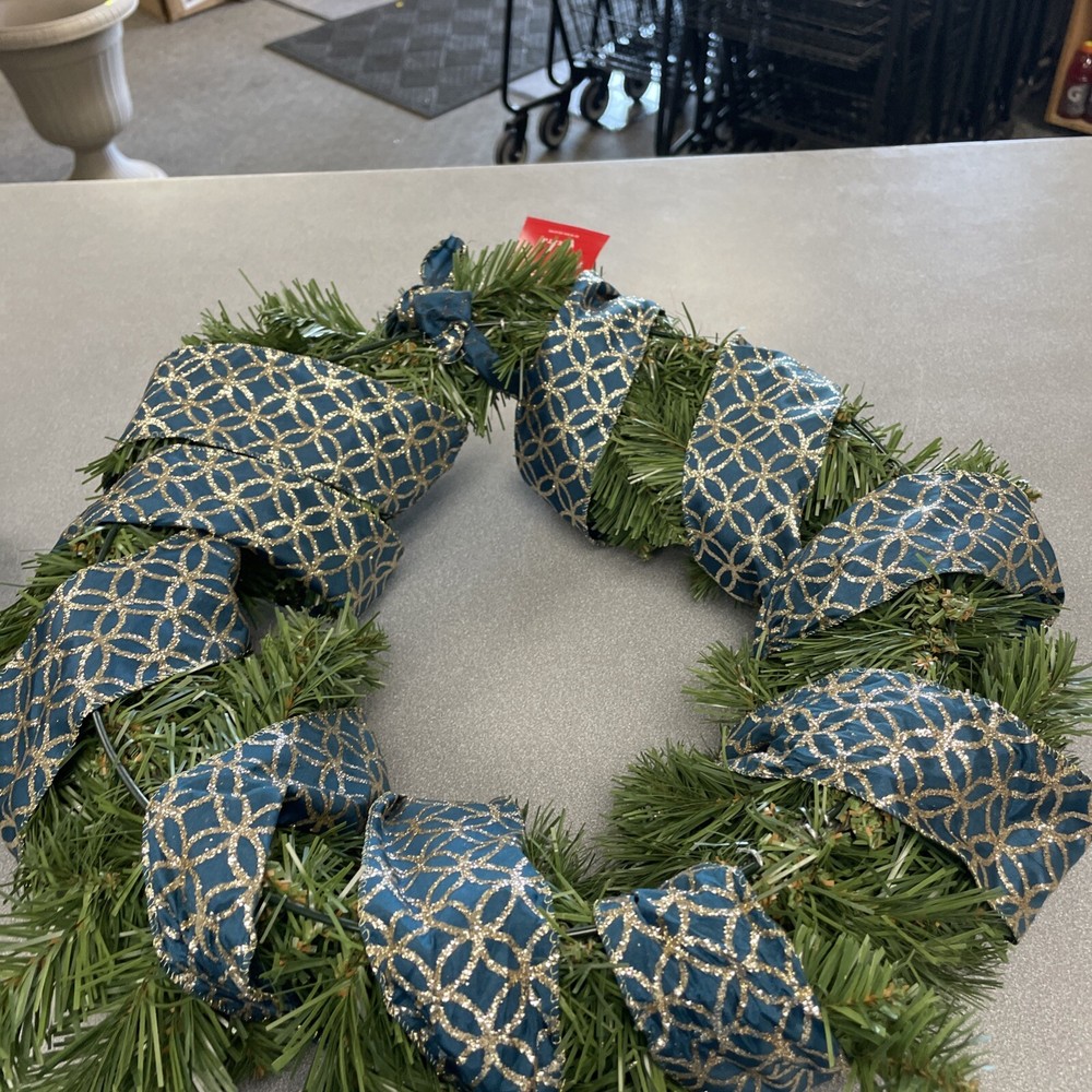 22” Wondershop Pine Wreath
