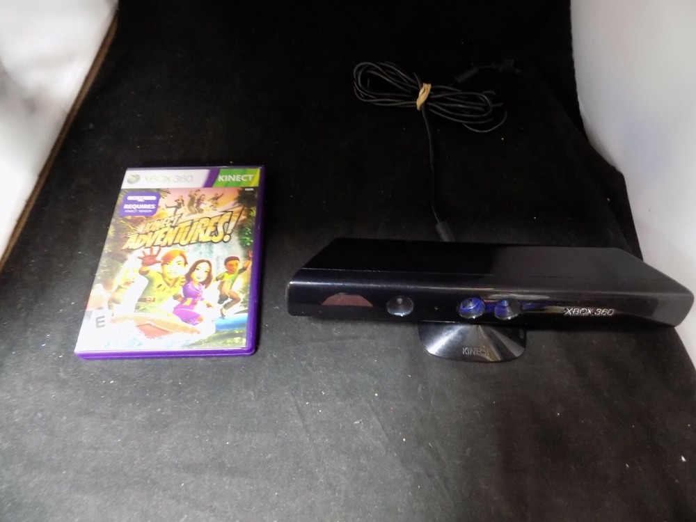 Xbox 360 Kinect Sensor with Kinect Adventures Guaranteed 100% scratch