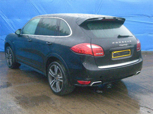 PORSCHE CAYENNE 958 2013 HAZARD WARNING TRIANGLE 8K0860251