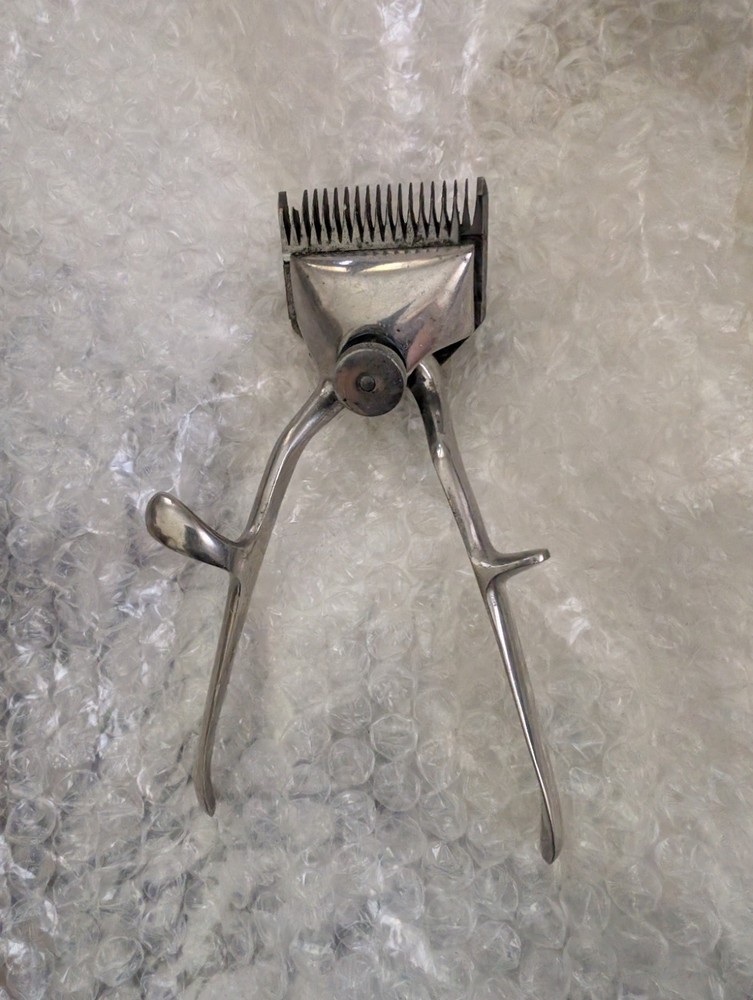 WW2. German hair clipper. WW2