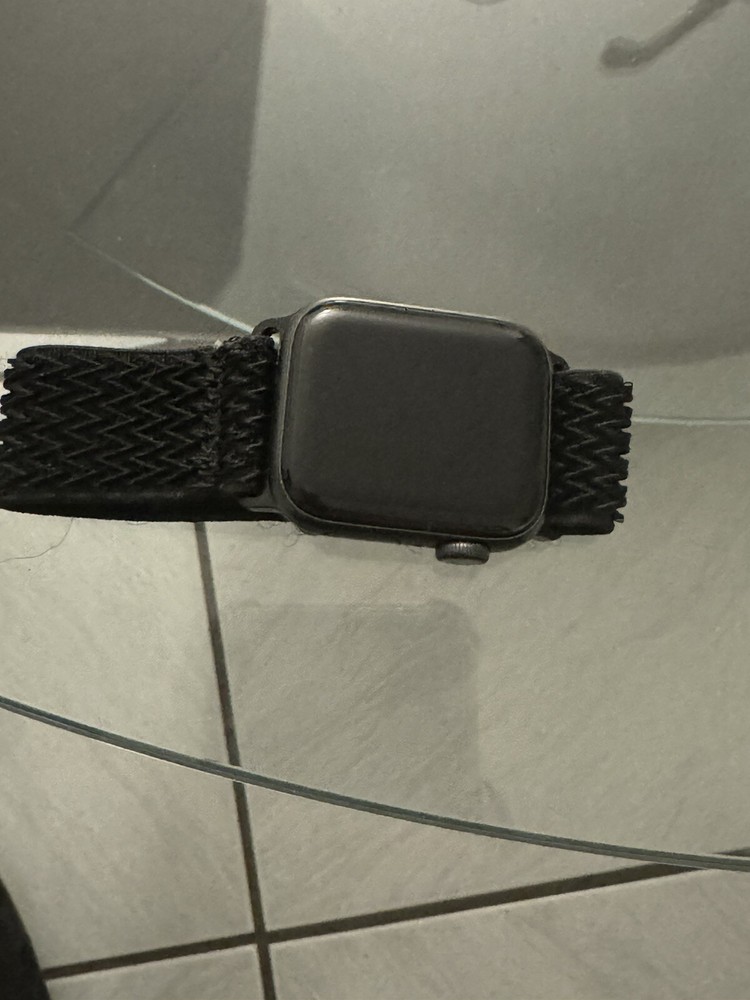 apple watch se 38mm black