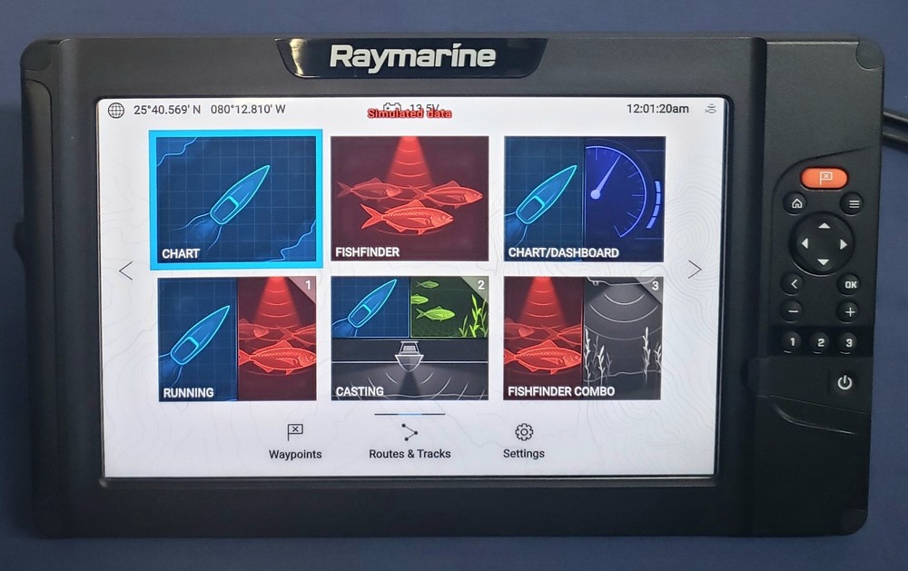 Raymarine Element 12 Chartplotter Fishfinder E70536 w/Lighthouse Premium Charts!