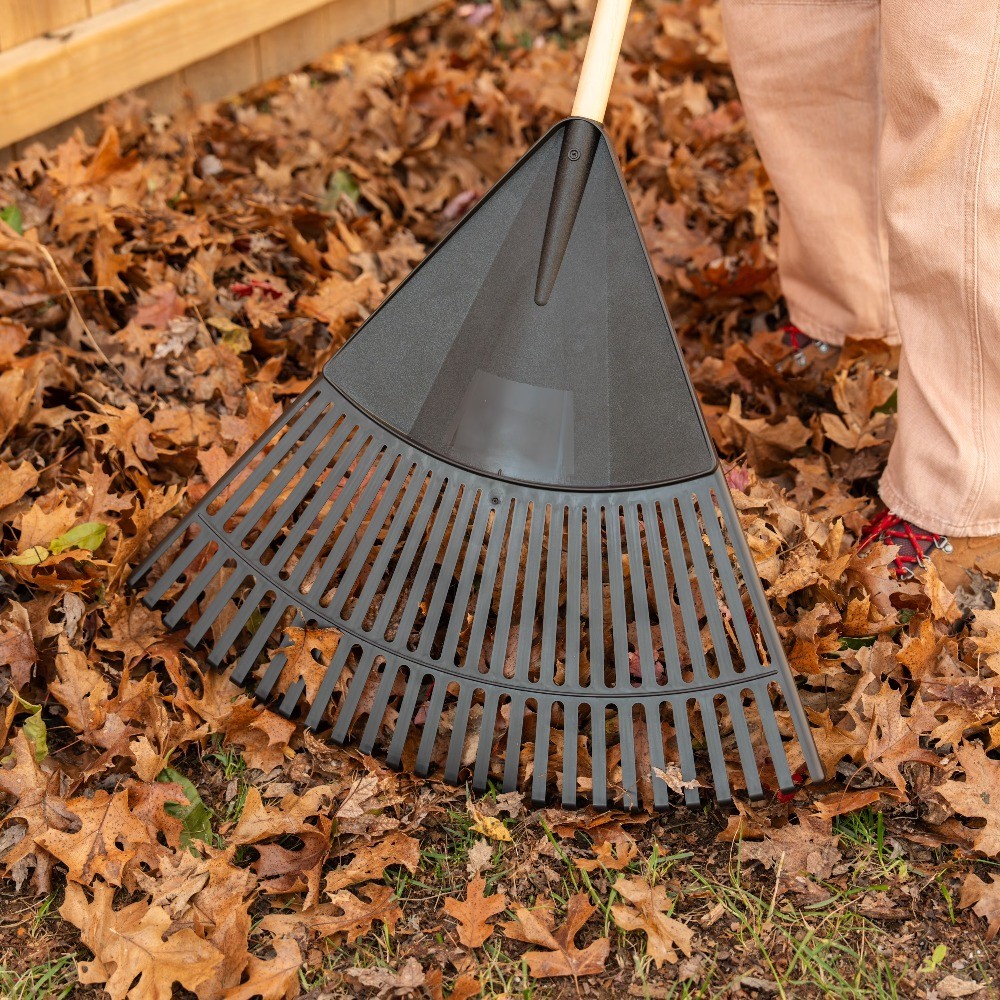 30-inch Wood and Poly Leaf Rake