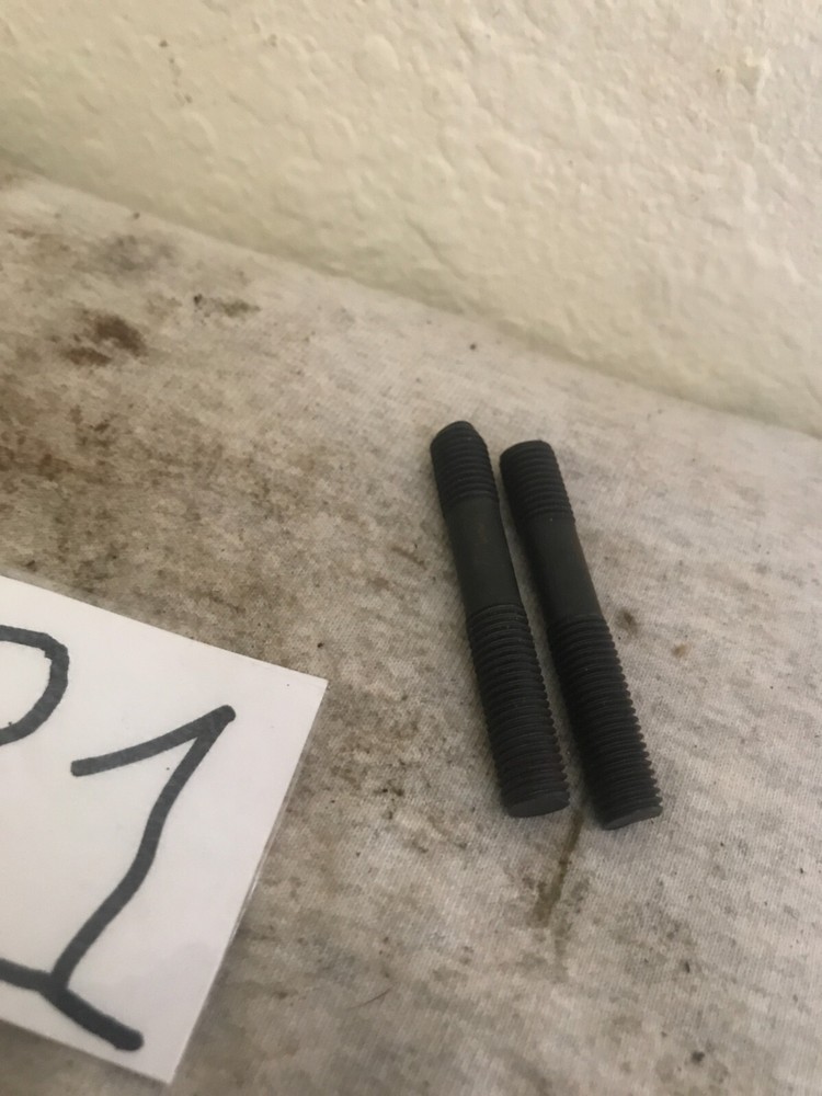 Harley flathead 45 ul wl wla oil pump mounting stud