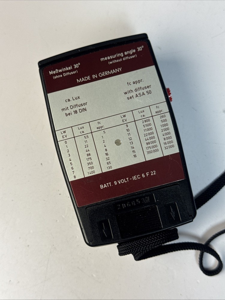 Gossen Luna-lux Meter (E20)