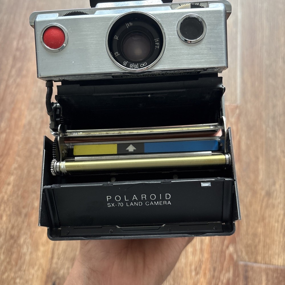 Vintage Polaroid SX-70 Land Camera, Untested
