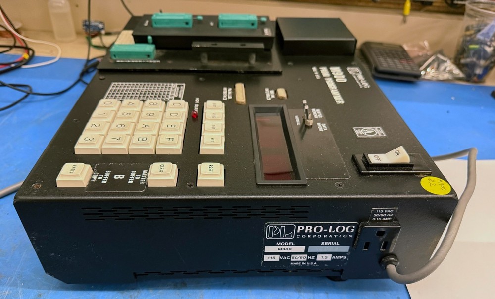 Pro-Log M900 EPROM programmer w/ PM9064C module, 4004 processor based unit