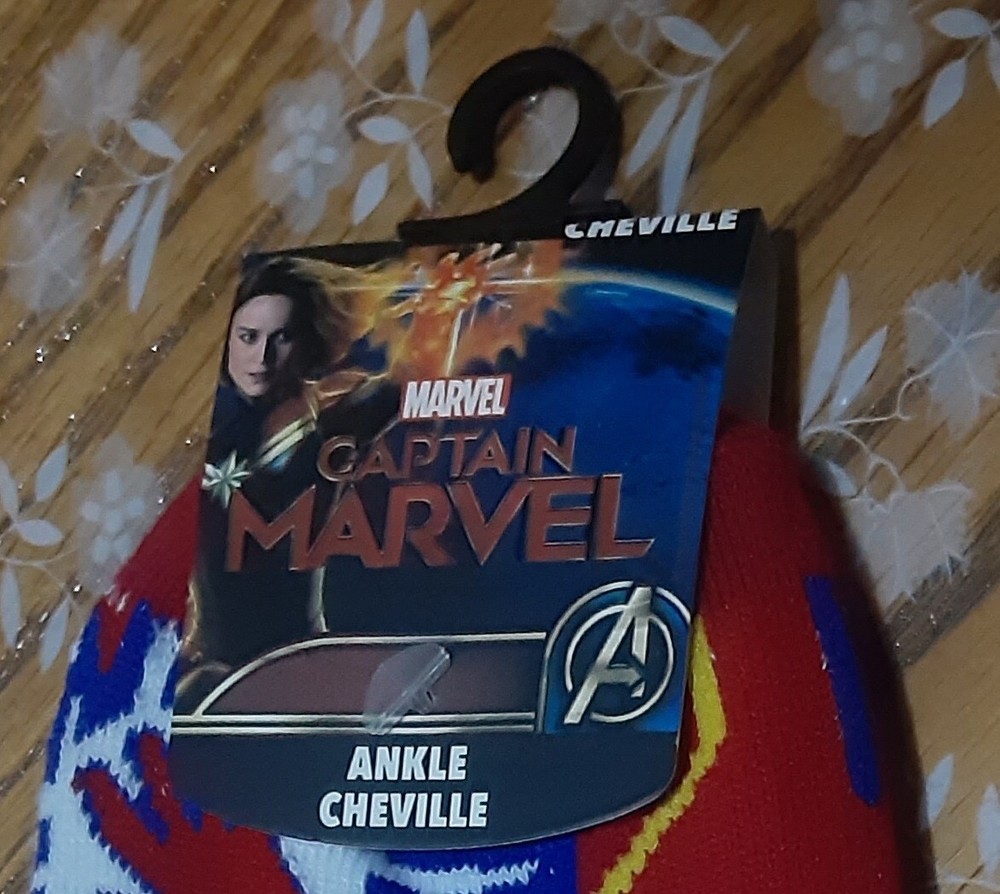 Marvel - Captain Marvel Novelty Ankle Socks - Size 9-11 - New