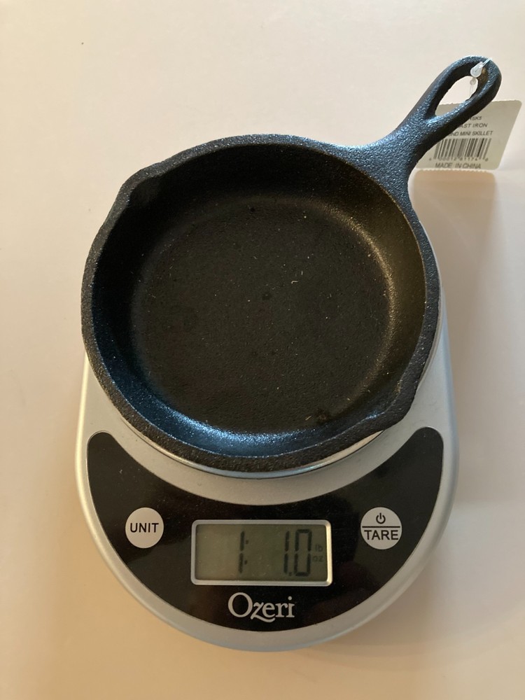 Valor Cast Iron Skillet Frying Pan 5” NWT