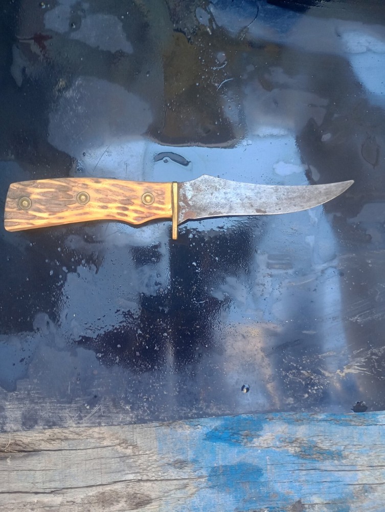 Lot Of Lives/Daggers
