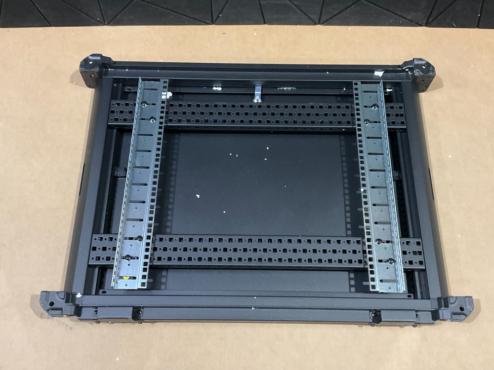 StarTech Server Equipment Rack 12U RK1236BKF 🇺🇸✨🇺🇸✨ NEW! SEALED INSIDE!