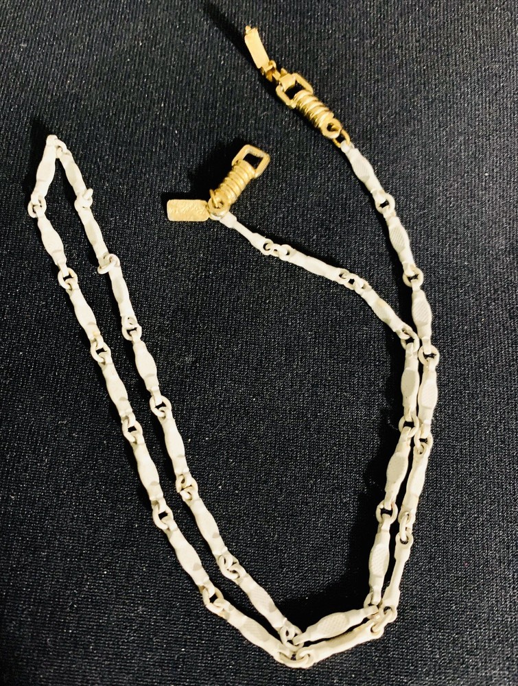 VINTAGE Signed ROGET MT WHITE ENAMEL METAL LINK CHAIN