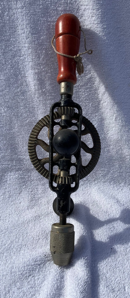 SOJO 2-01 ANTIQUE HAND DRILL WITH BITS IN HANDLE