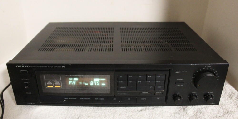 Onkyo TX-820 R1 AM/FM Stereo Receiver ~ Phono Input ~ Working