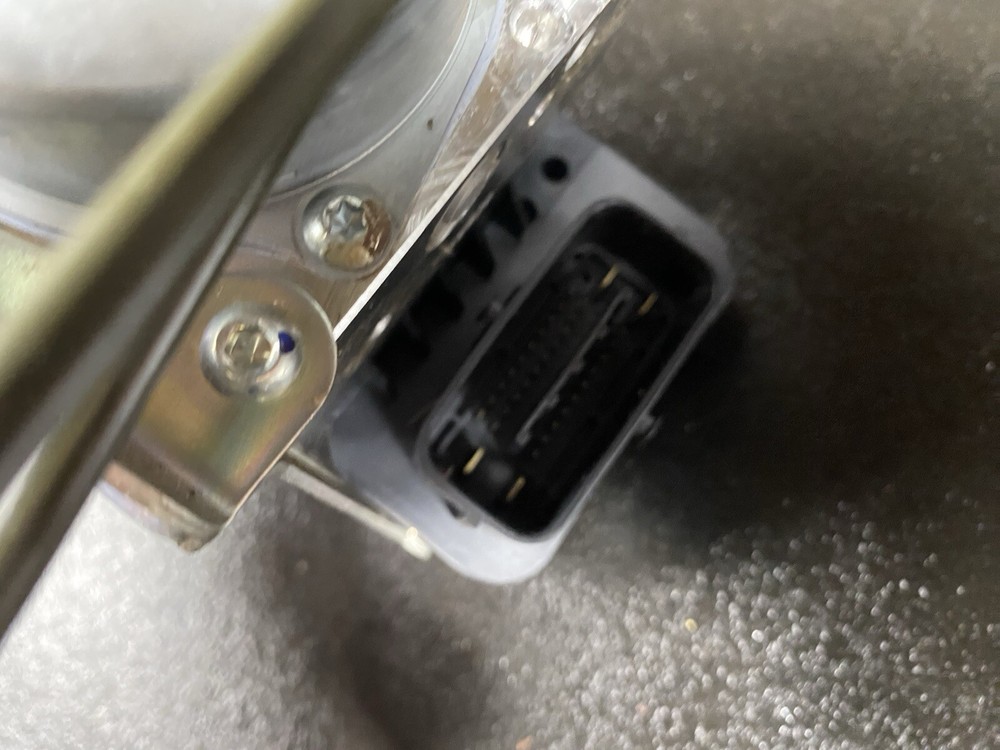 ♻️ 2018 Yamaha Niken ABS Pump Controller ♻️