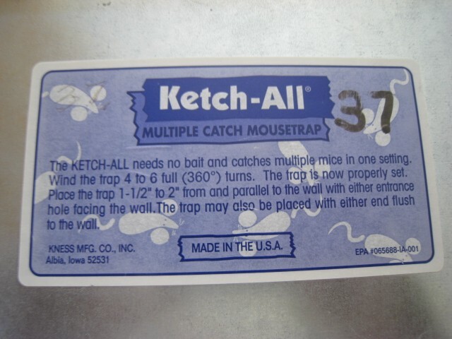 KETCH-ALL MULTIPLE CATCH MOUSETRAP BY KNESS MFG