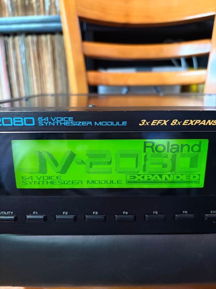 Roland JV-2080 335566