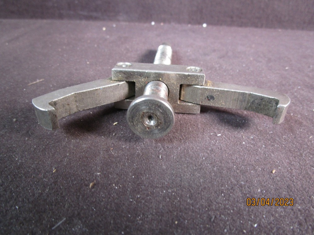 2 Jaw Mini Automotive Gear Puller 3-1/2"