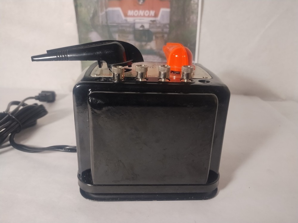 Lionel Type 1033 Multi-Control Transformer 90 Watt New Cord Clean.