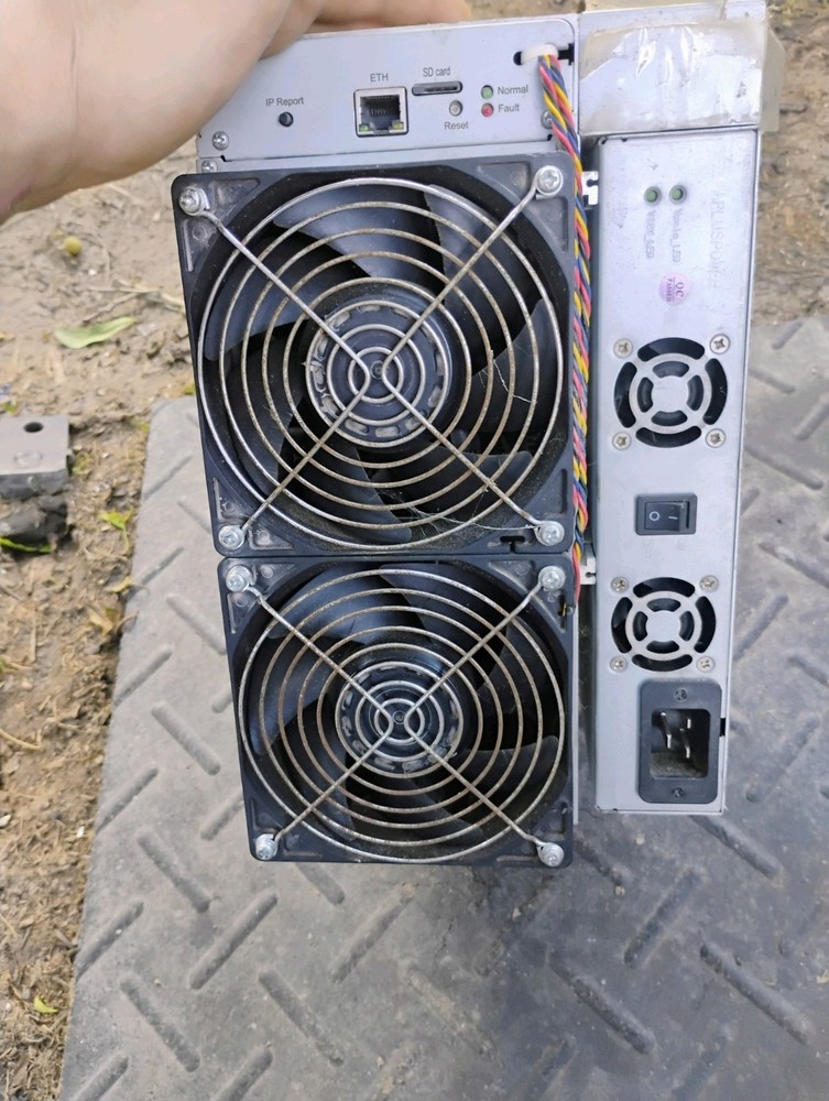 Bitcoin Bit Miner Goldshell KD5 18th/s GREAT CONDITION