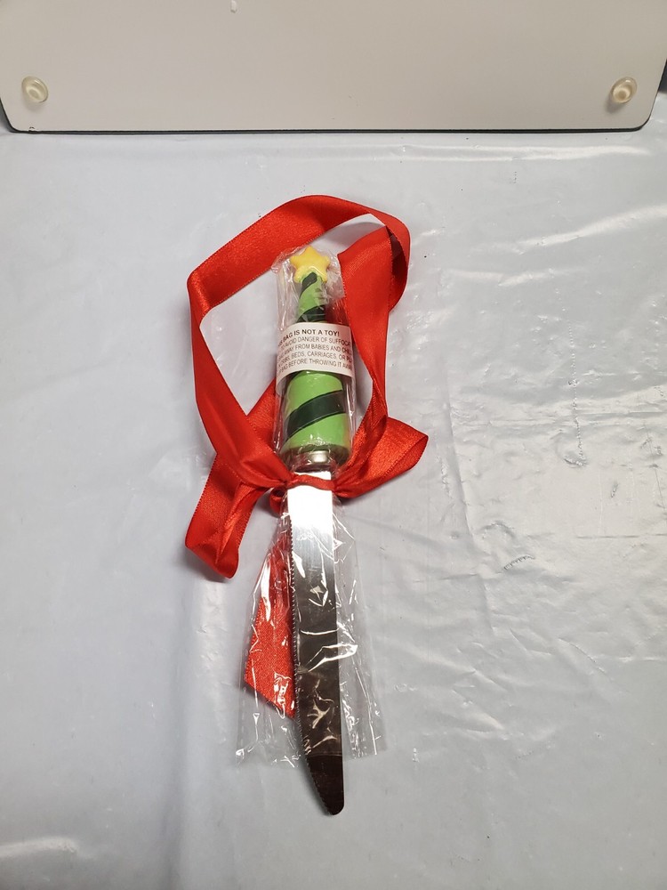 Kitchen - Chrismas Cutting Board with Utensil with Snowman on the Front