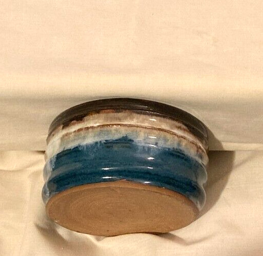 VTG 1990's Studio Handturned ArtPottery Bowl-Annie Sutherland-Sutherland Pottery