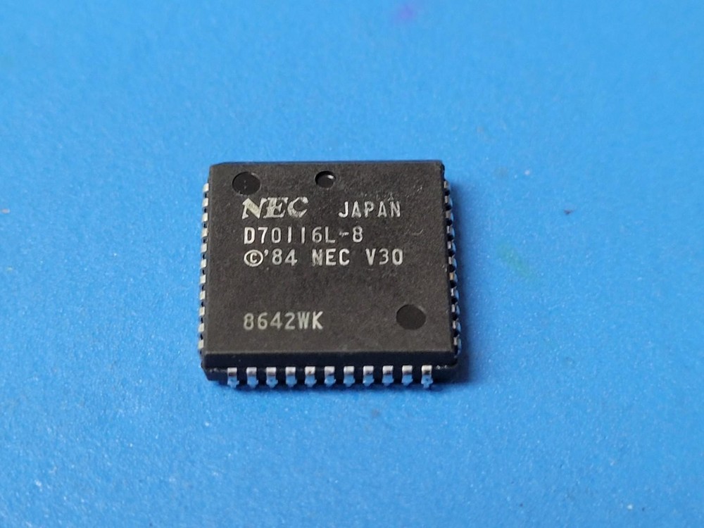 (5 PCS) UPD70116L-8 NEC Microprocessor, 16-Bit, 8MHz, CMOS, PLCC44