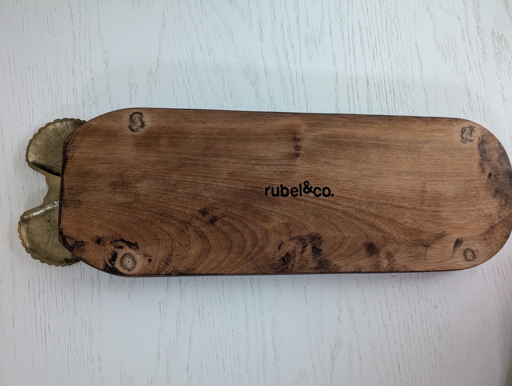 Rubel&Co, Dark Wood Cheese Board With Shell Decor