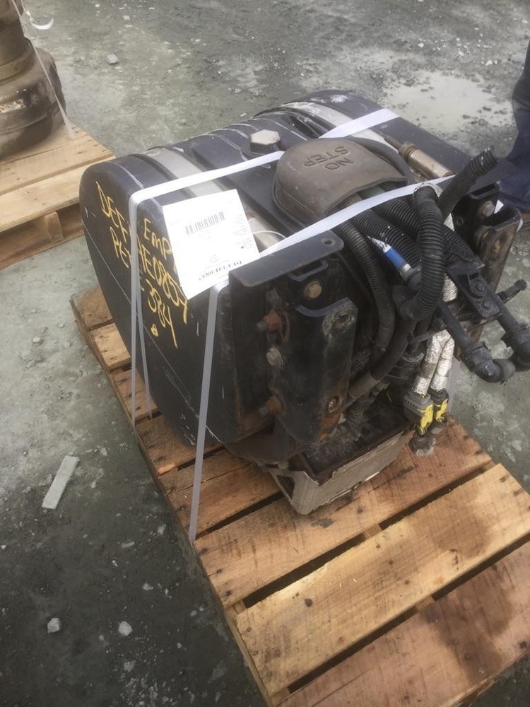 Replaces 2014 PETERBILT 384 DEF TANK , MD