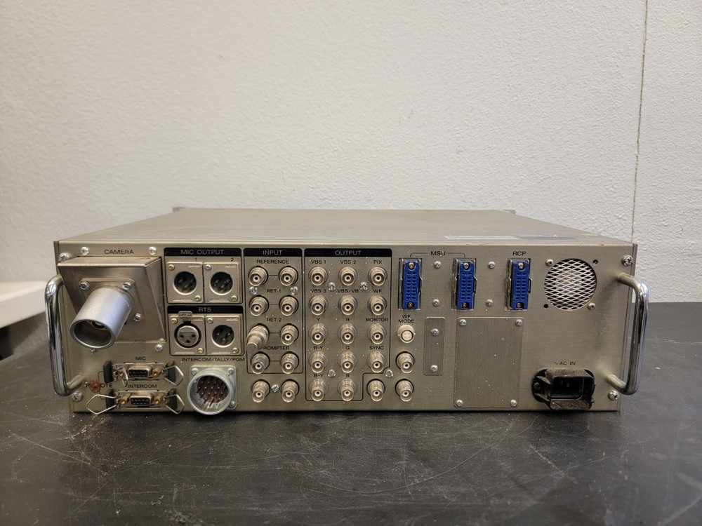 Sony CCU-370 Camera Control Unit (2)