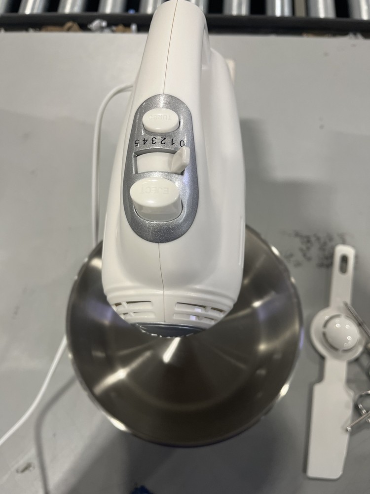 GENERIC SWINGING STAND MIXER DELUXE PRO - WHITE /SILVER
