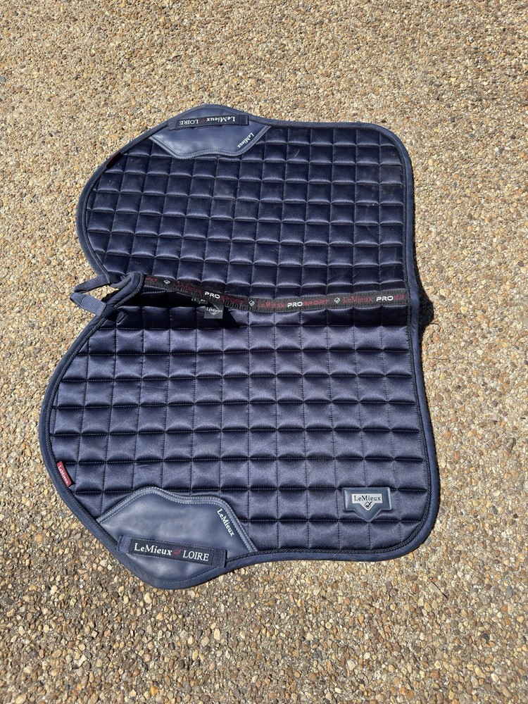 Lemieux Loire Navy Saddle Pad: Large *Used once*