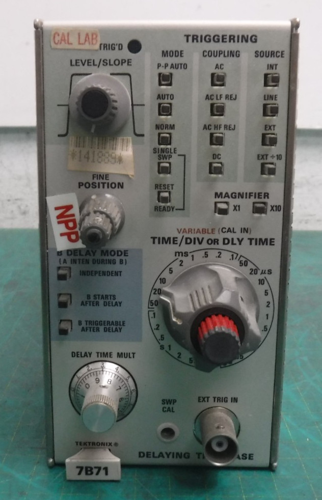 Tektronix 7B71 Delaying Time Base Plug In