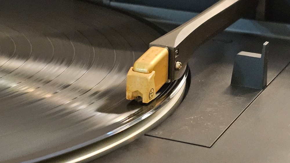 Technics SL-L25 Linear Drive Turntable tested and works READ