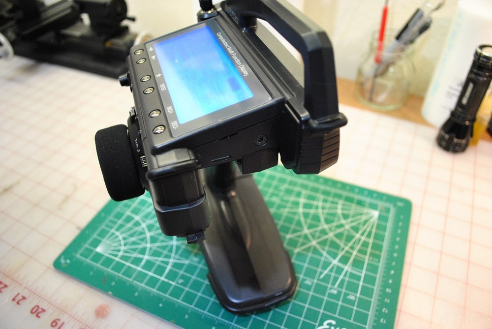 Airtronics M11x RC Racing Computer Transmitter (Missing Battery Cover)