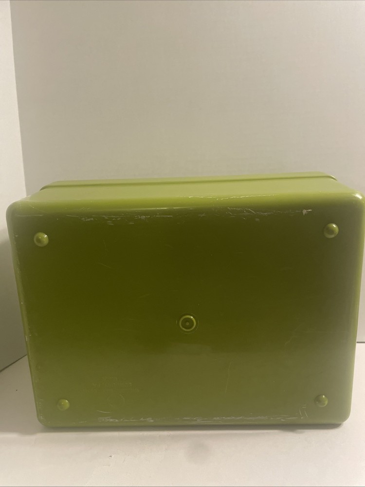 CRAFT SEWING Green Vintage Plastic Storage Container With Handle And Latch
