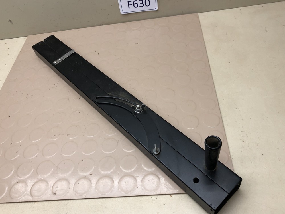 Table Saw Angle Cutting Jig for Creating Tapered Cuts