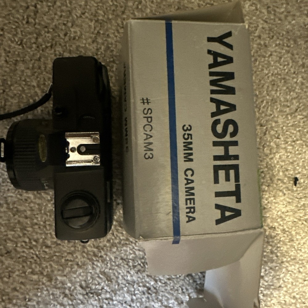 Vintage Yamasheta 35MM Camera