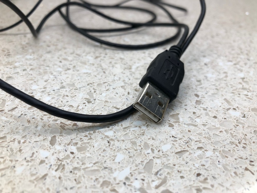 Plantronics Blackwire C210 Headset : Tested & Working