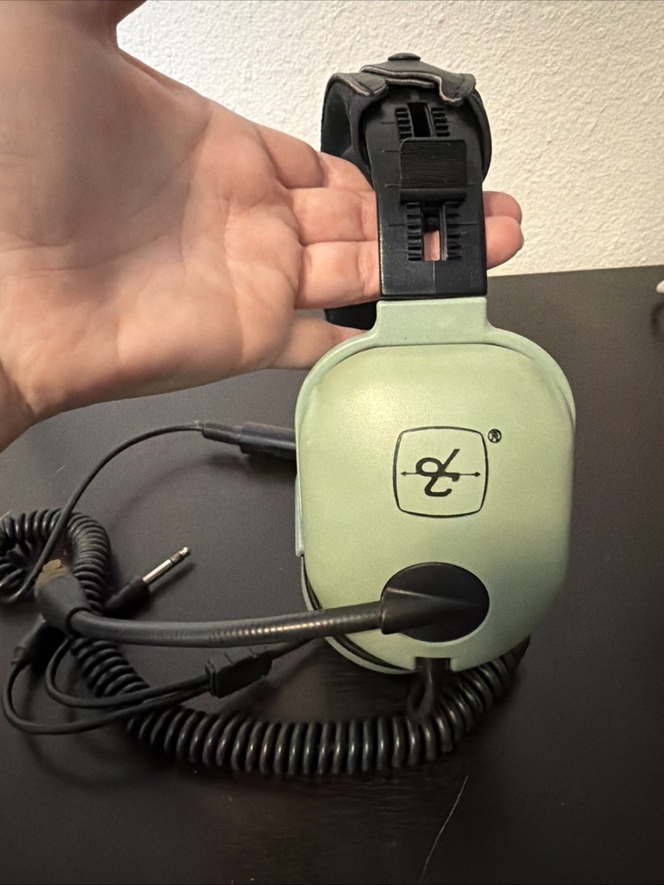 David Clark Model H20-16 Pilot Headset Untested